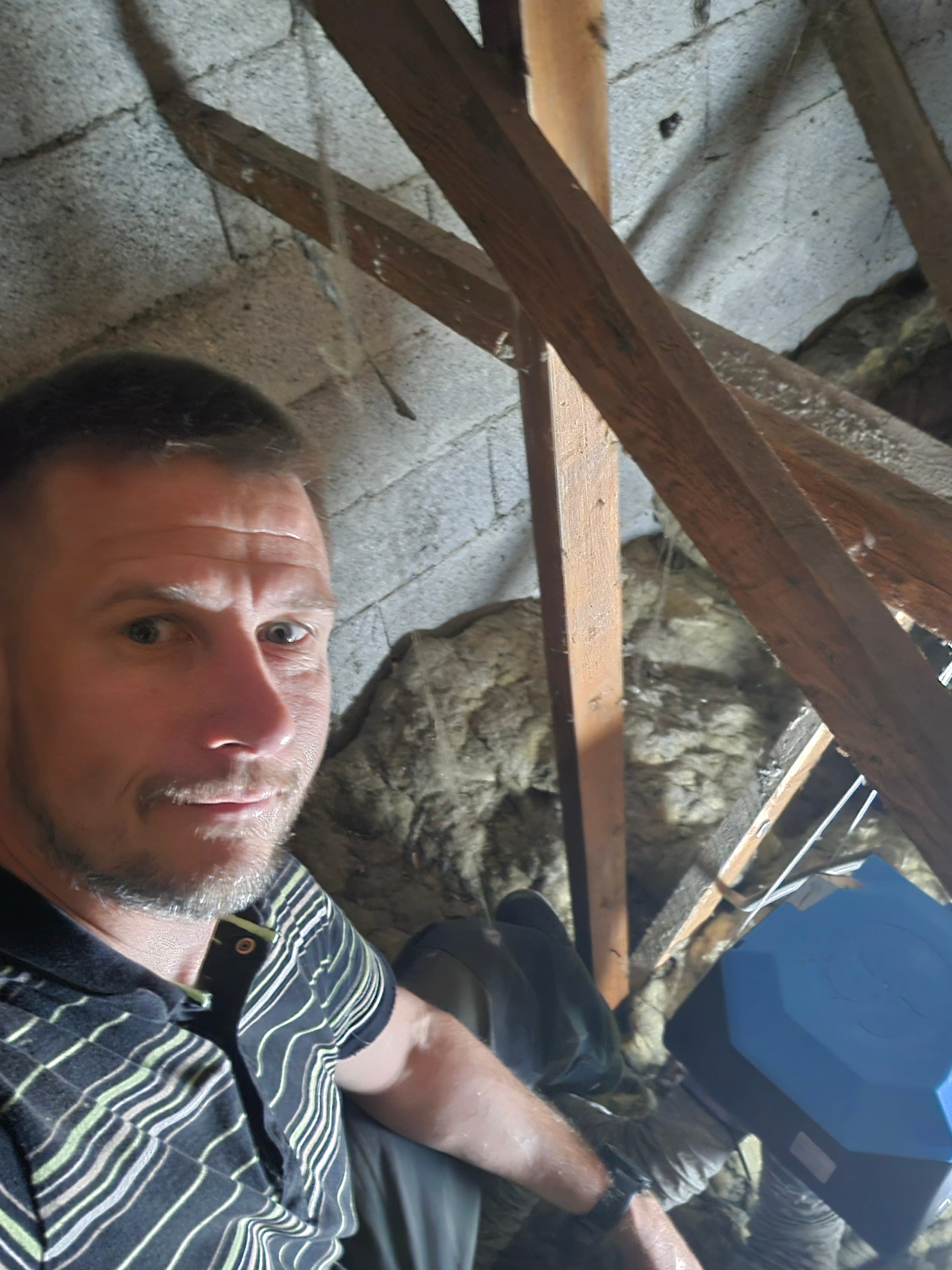 Électricien FinSelec au travail